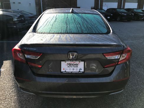 Used 2019 Honda Accord EX image 7