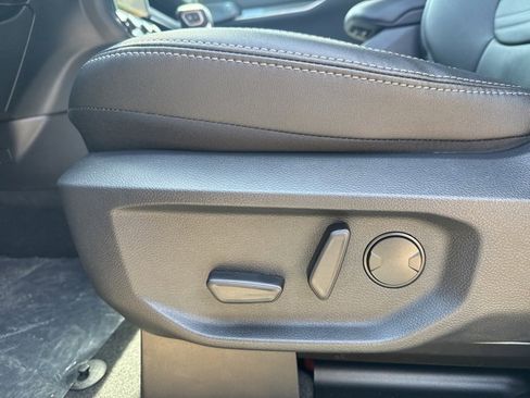 New 2025 Ford Ranger Lariat w/ FX4 Off-Road Package image 23