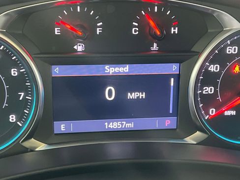 Used 2022 Chevrolet Equinox Premier image 28