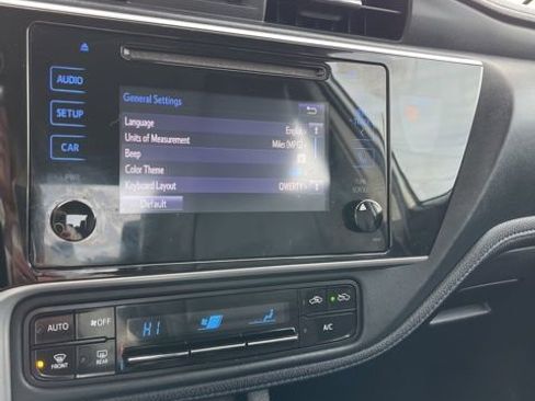 Used 2018 Toyota Corolla SE w/ Protection Package FWD image 47