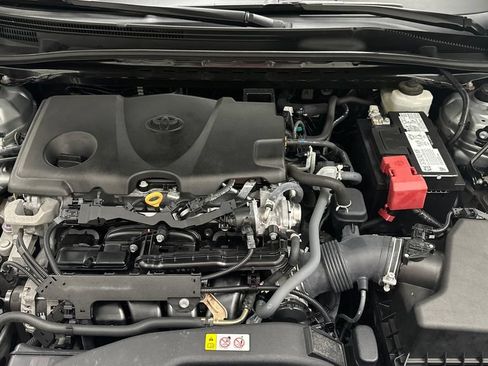 Certified 2022 Toyota Camry SE w/ Cold Weather Package AWD/4WD image 11