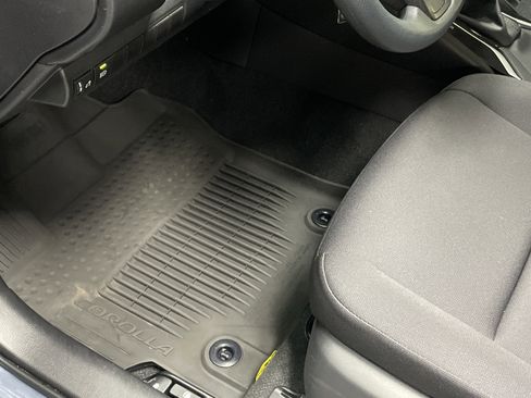 Certified 2025 Toyota Corolla LE image 17