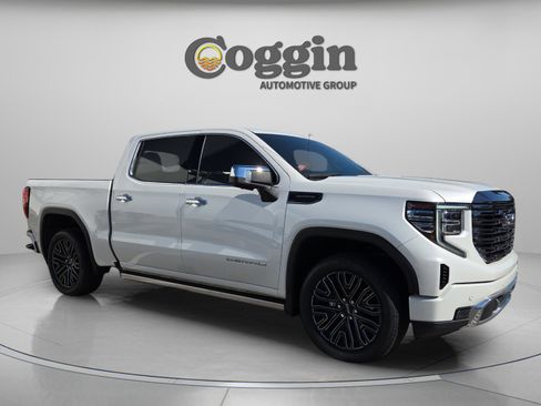 Used 2022 GMC Sierra 1500 Denali Ultimate image 8