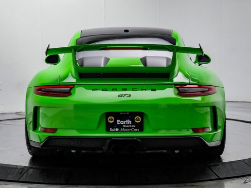 Used 2018 Porsche 911 GT3 RWD image 14
