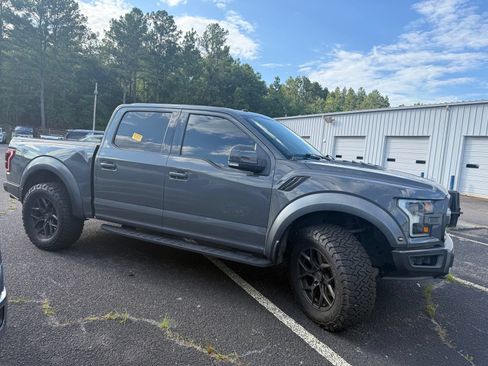 Used 2018 Ford F150 Raptor w/ Equipment Group 802A Luxury AWD/4WD image 7