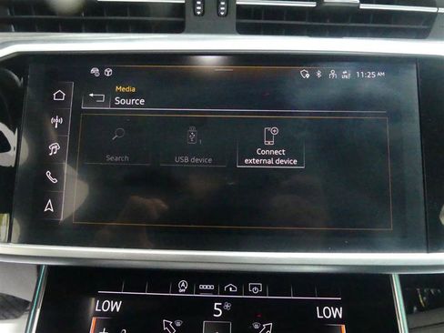 Used 2024 Audi A6 Premium Plus w/ Premium Plus Package image 45