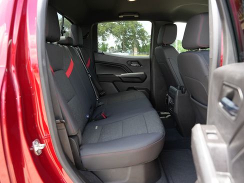 Used 2024 Chevrolet Colorado Z71 w/ Z71 Convenience Package 2 AWD/4WD image 21