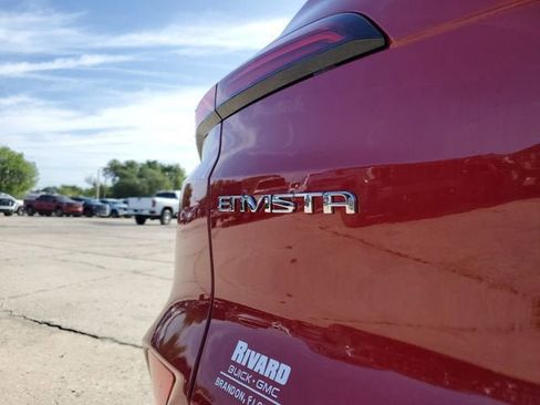 New 2026 Buick Envista Sport Touring image 8