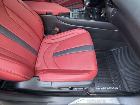 Used 2023 Lexus UX 250h F Sport FWD image 45