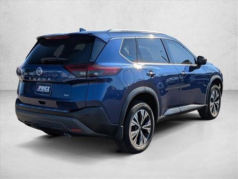 Used 2021 Nissan Rogue SV w/ Premium Package image 5