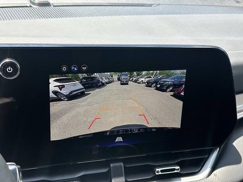 Used 2025 Chevrolet Equinox LT AWD/4WD image 23
