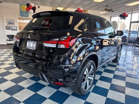 Used 2021 Mitsubishi Outlander Sport SE image 7