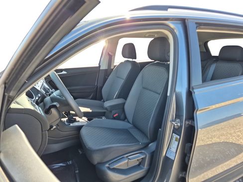 Used 2021 Volkswagen Tiguan S FWD image 16