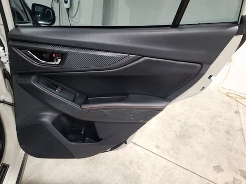 Used 2019 Subaru Crosstrek 2.0i Limited w/ Moonroof Package w/Navigation AWD/4WD image 30