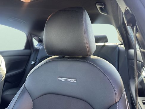 Used 2024 Kia Forte GT-Line image 11