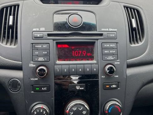 Used 2012 Kia Forte EX FWD image 7