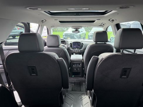 Used 2020 Chevrolet Traverse Premier w/ LPO, Floor Liner Package image 15