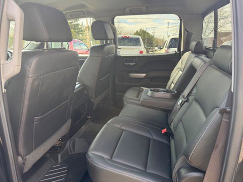 Used 2017 Chevrolet Silverado 1500 LTZ Z71 w/ Redline Edition image 10