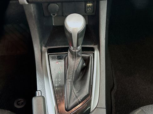 Used 2017 Toyota Corolla LE FWD image 23