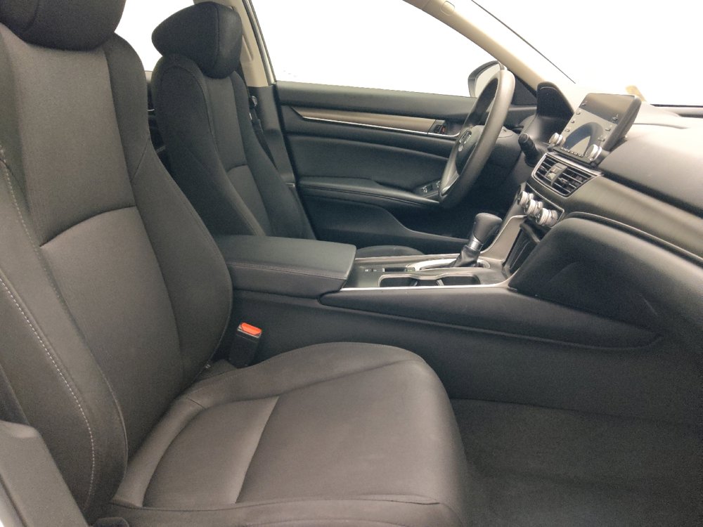 Used 2019 Honda Accord LX image 21