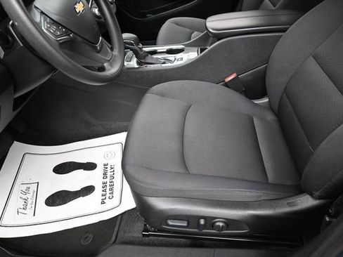 Used 2025 Chevrolet Malibu LT FWD image 15