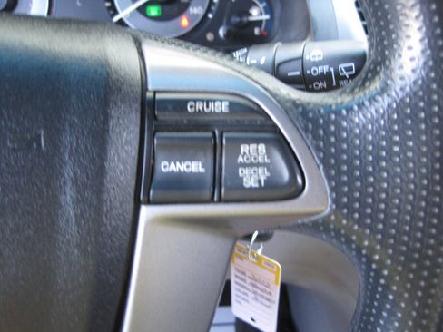 Used 2012 Honda Odyssey EX image 38