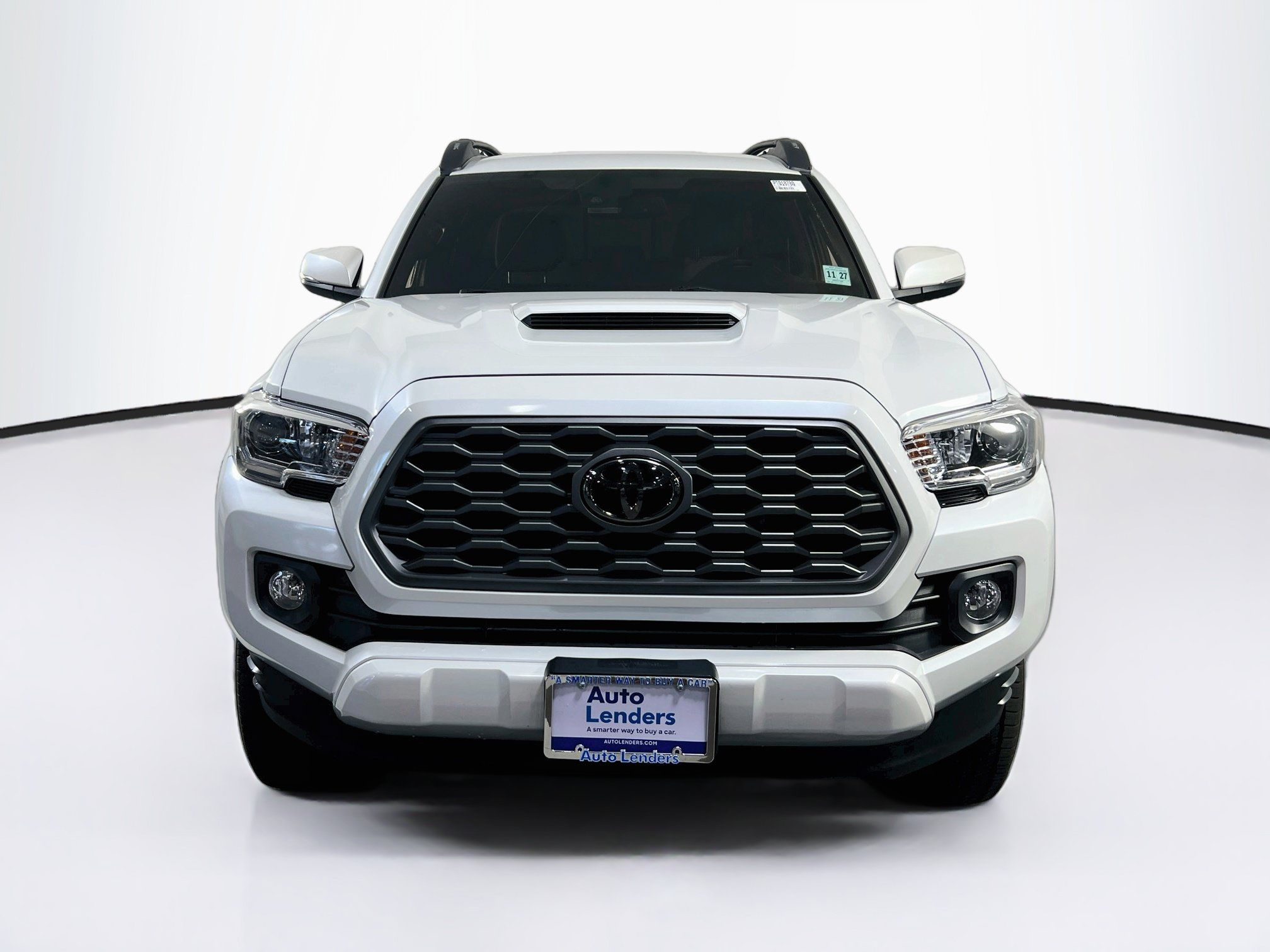 Used 2023 Toyota Tacoma TRD Sport AWD/4WD image 2