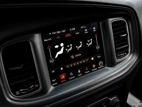 Used 2023 Dodge Charger Scat Pack w/ Harman/Kardon Audio Group RWD image 28