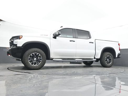 Used 2024 Chevrolet Silverado 1500 ZR2 w/ Technology Package AWD/4WD image 26