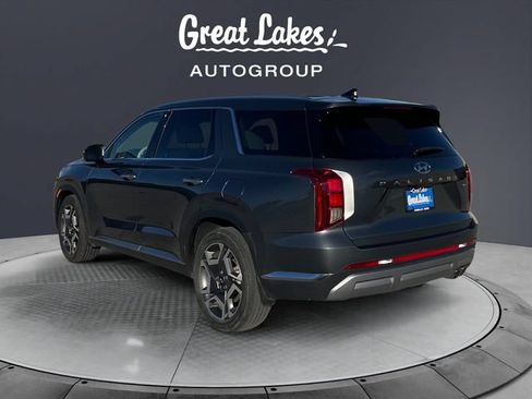 Used 2024 Hyundai Palisade Limited AWD/4WD image 3