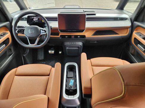 New 2025 Volkswagen ID. Buzz Pro S image 7