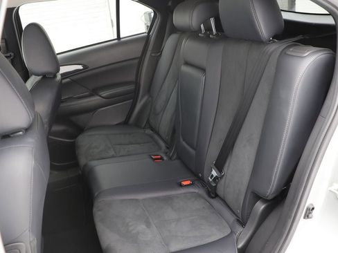 Used 2025 Mitsubishi Eclipse Cross SE image 11