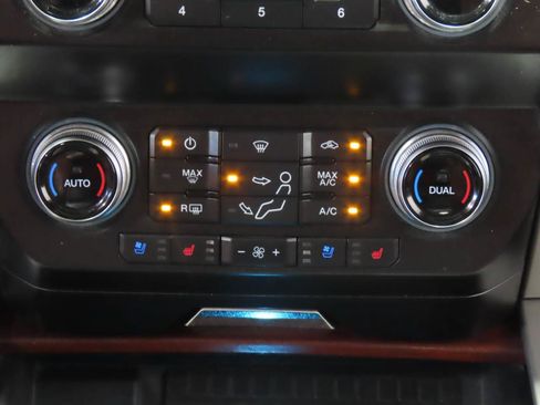 Used 2021 Ford F250 King Ranch w/ King Ranch Ultimate Package AWD/4WD image 15