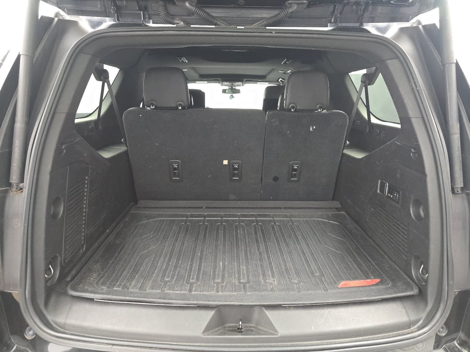 Used 2021 GMC Yukon XL AT4 w/ AT4 Premium Plus Package AWD/4WD image 25