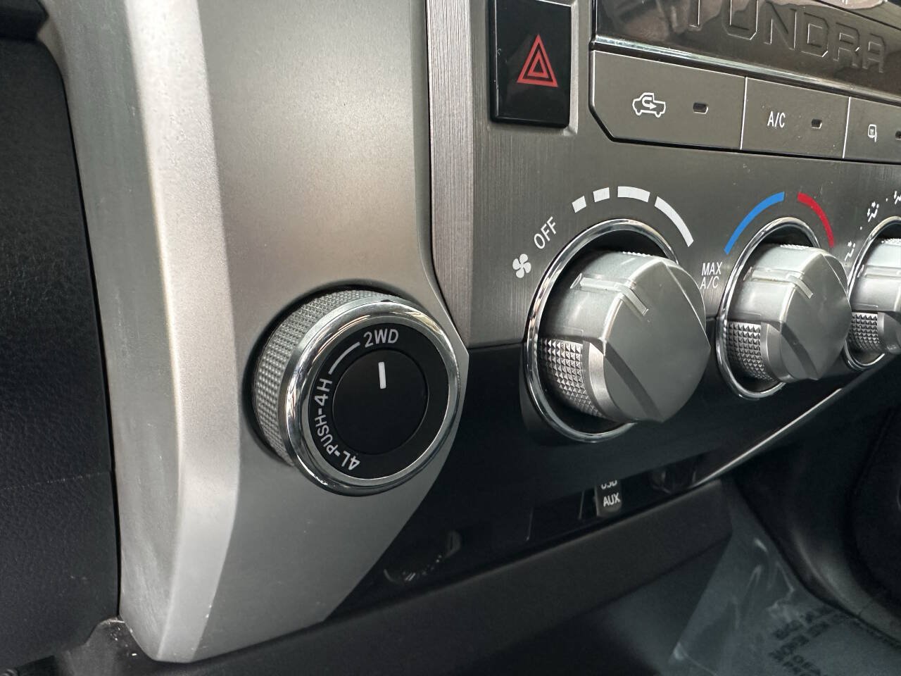 Used 2016 Toyota Tundra SR5 AWD/4WD image 19