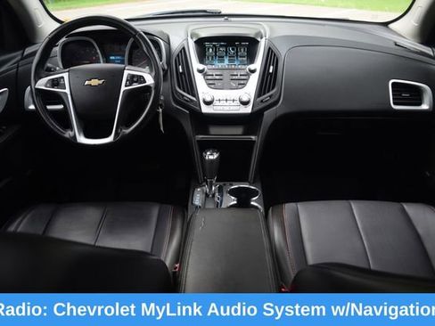 Used 2017 Chevrolet Equinox LT AWD/4WD image 7
