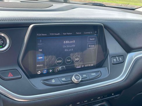 Used 2019 Chevrolet Blazer LT FWD image 19