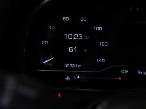 Used 2024 GMC Yukon AT4 w/ AT4 Premium Package image 29