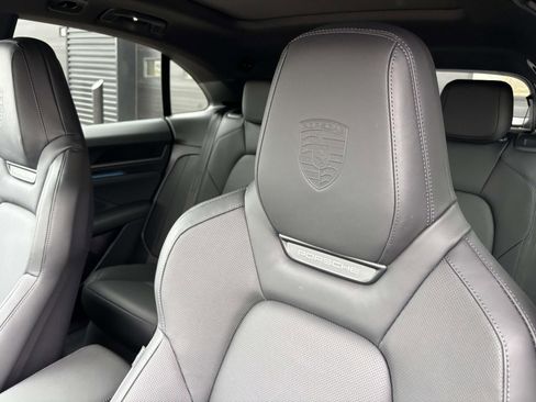 New 2026 Porsche Macan 4S Electric AWD/4WD image 21