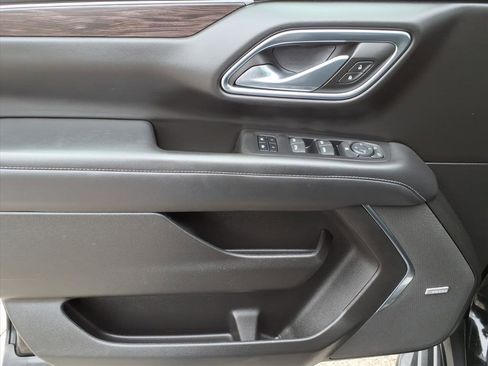 Used 2023 Chevrolet Tahoe LT image 16