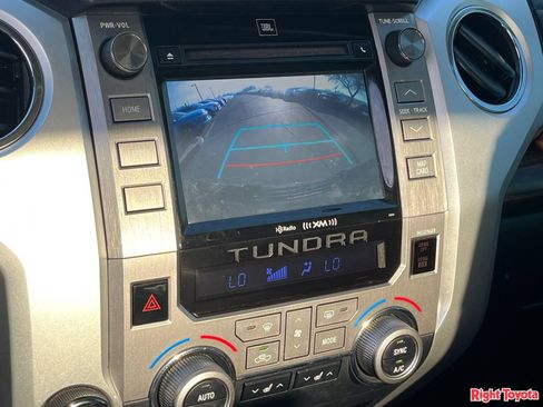 Used 2017 Toyota Tundra Limited w/ Limited Premium Package AWD/4WD image 28