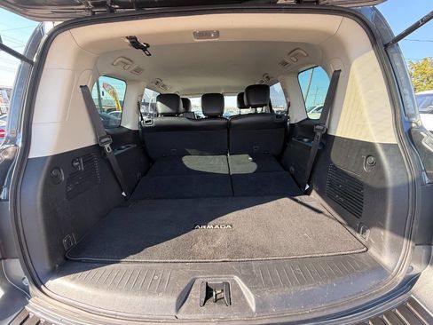 Used 2023 Nissan Armada SV image 21