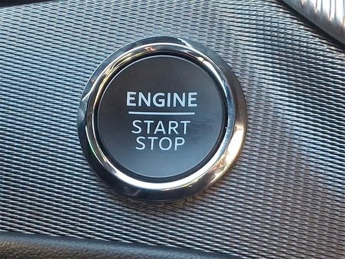 Used 2025 Ford Explorer ST-Line image 24