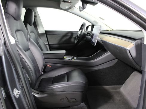 Used 2020 Tesla Model Y Long Range AWD/4WD image 11
