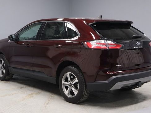 Certified 2024 Ford Edge SEL w/ Convenience Package image 9