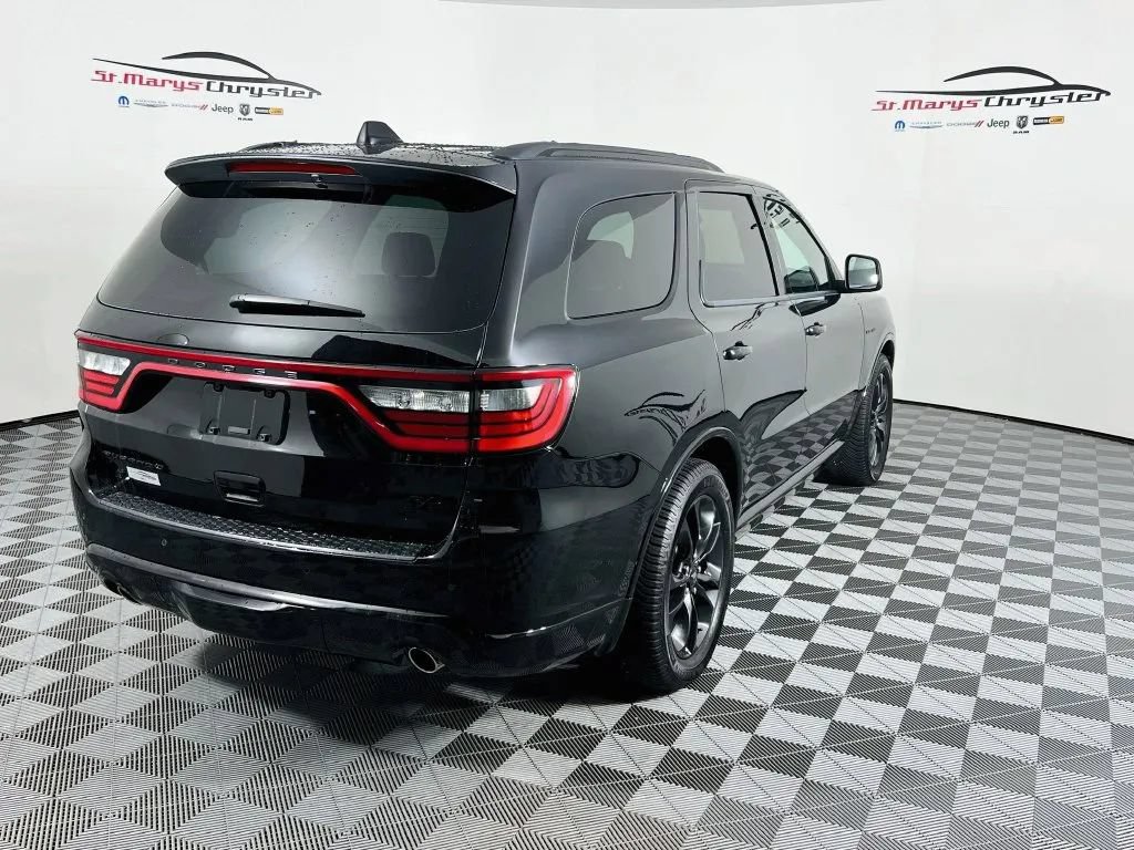 Used 2023 Dodge Durango R/T AWD/4WD image 8