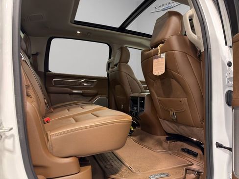 Used 2024 RAM 1500 Limited image 19