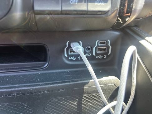 Used 2022 RAM 1500 Limited AWD/4WD image 28