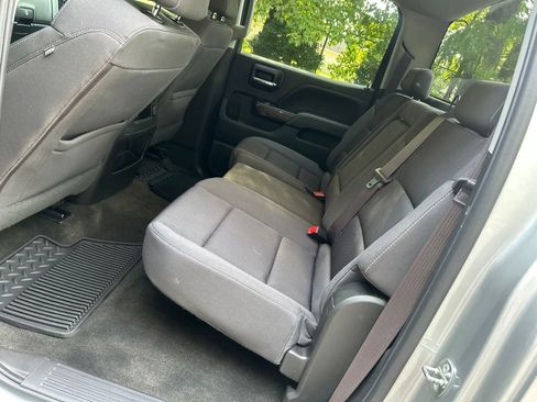 Used 2017 GMC Sierra 1500 SLE w/ SLE Value Package AWD/4WD image 28