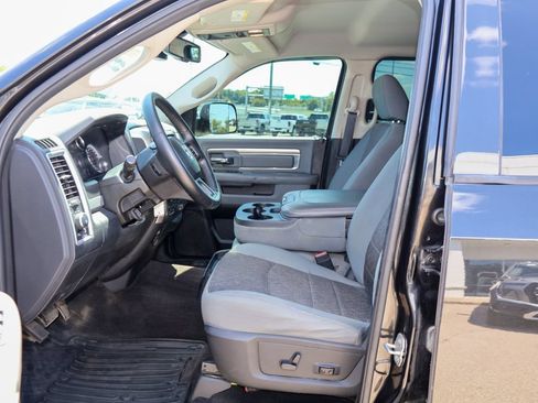 Used 2017 RAM 1500 Big Horn AWD/4WD image 7